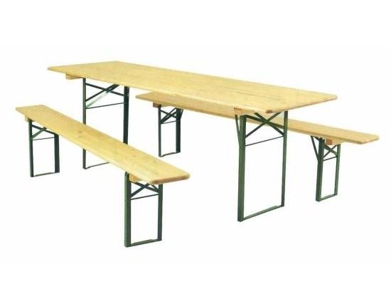 Lot 1 tables + 2 bancs